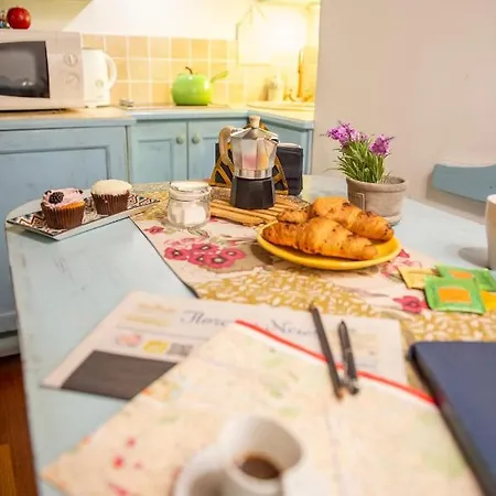 Apartment Wonderful Romantic Studio Ponte Vecchio Area