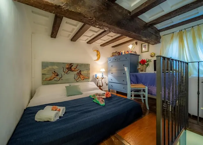 Wonderful Romantic Studio Ponte Vecchio Area