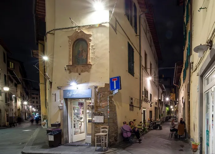 Wonderful Romantic Studio Ponte Vecchio Area *