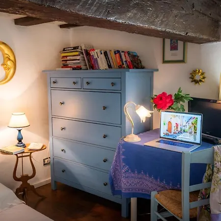 Wonderful Romantic Studio Ponte Vecchio Area Firenze